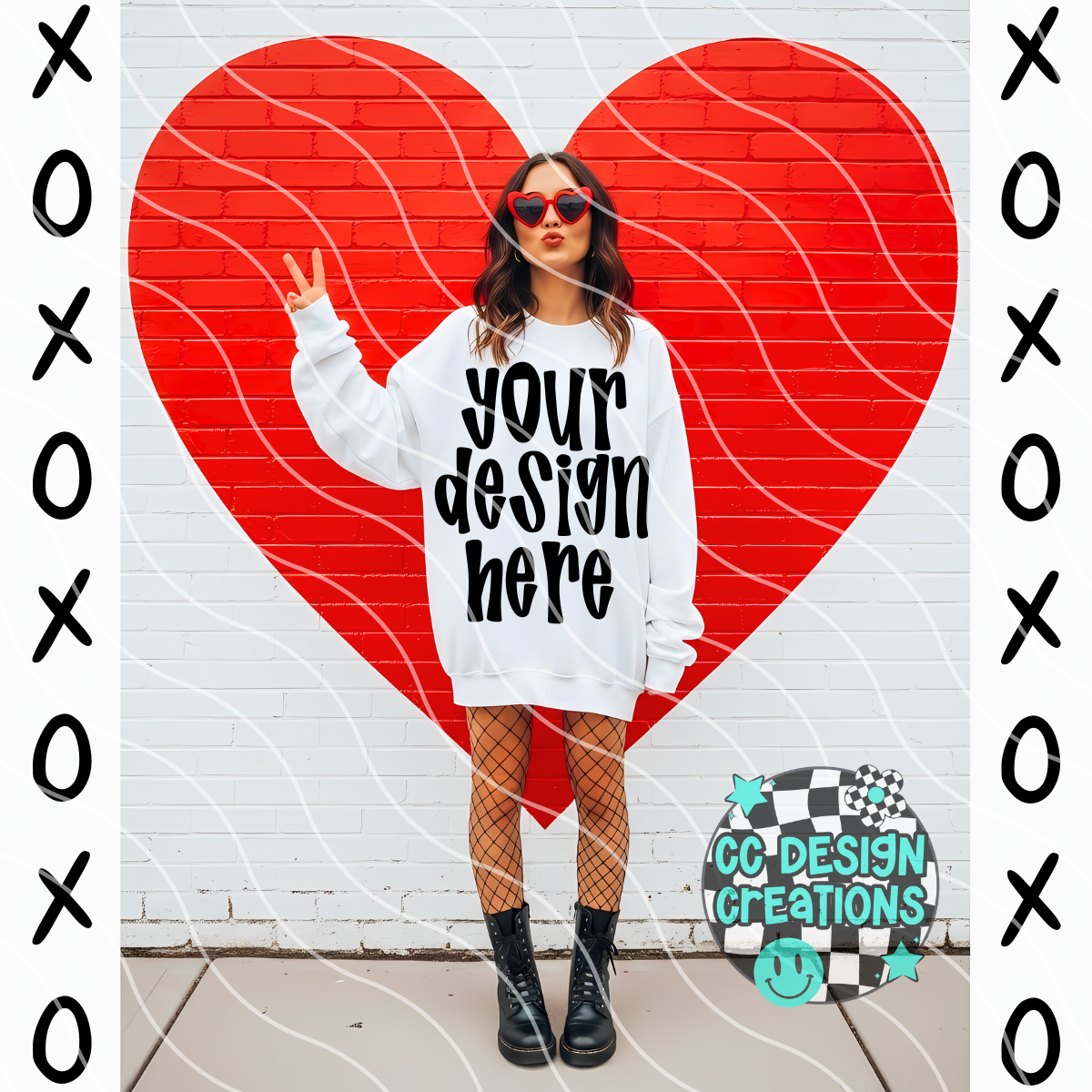 XOXO White Sweatshirt Mock