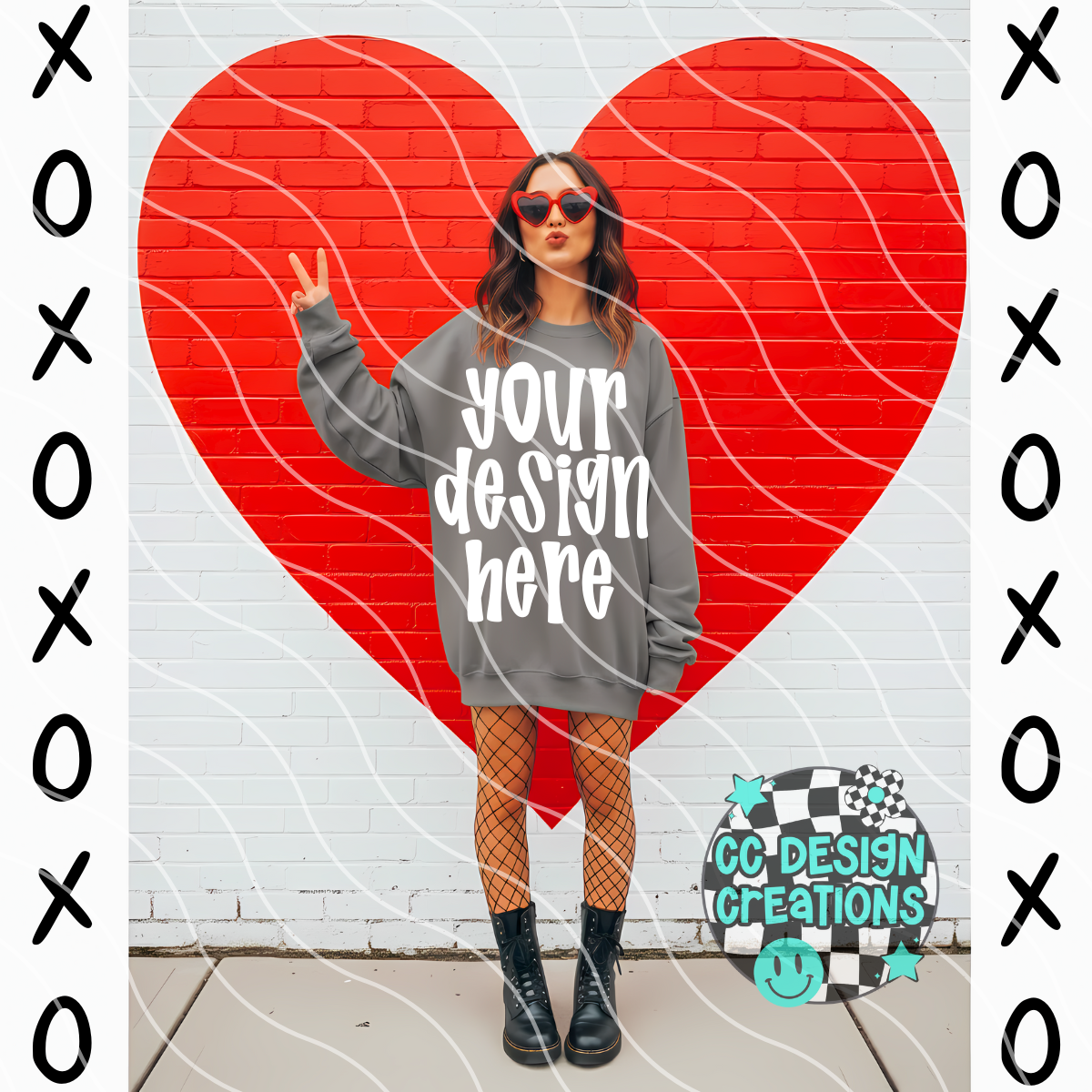 XOXO Pepper Sweatshirt Mock